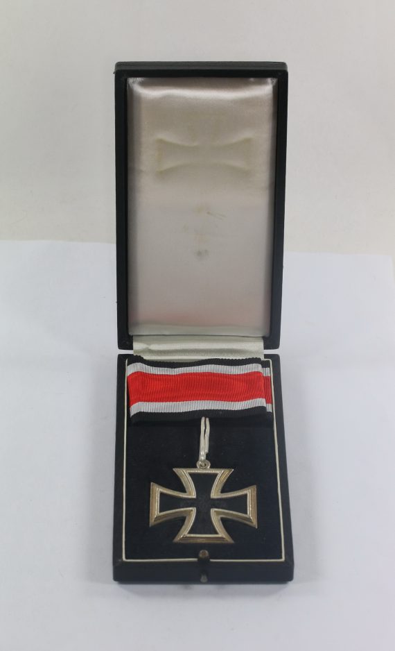 ritterkreuz_des_eisernen_kreuzes_1957_steinhauer_l_ck_im_etui_leutnant_herbert_isachsen_1__4nd