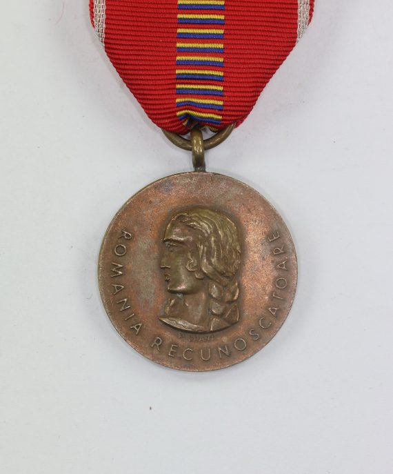 rum_nien_medaille_kreuzzug_gegen_den_kommunismus__romania_recunoscatoare_1__5