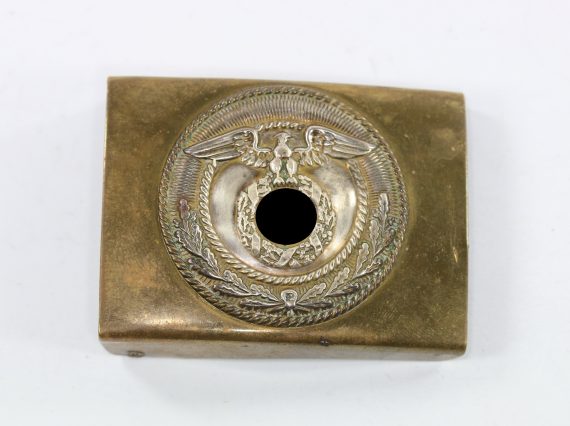 sturm_abteilung_sa_koppelschloss_mit_auf_der_spitze_stehendem_hakenkreuz_militariaberlin_1__1