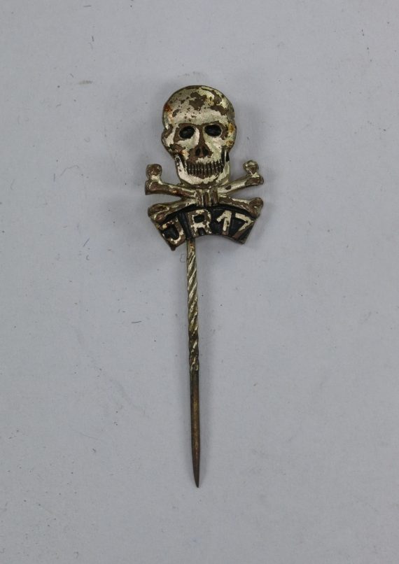 traditionsnadel_infanterie_regiment_17_totenkopf_1__4nd