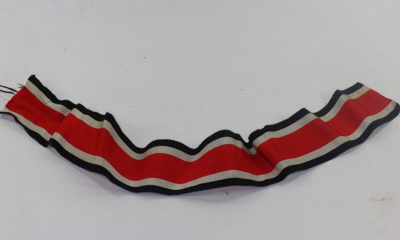 trageband_f_r_das_ritterkreuz_des_eisernen_kreuzes_1__4nd