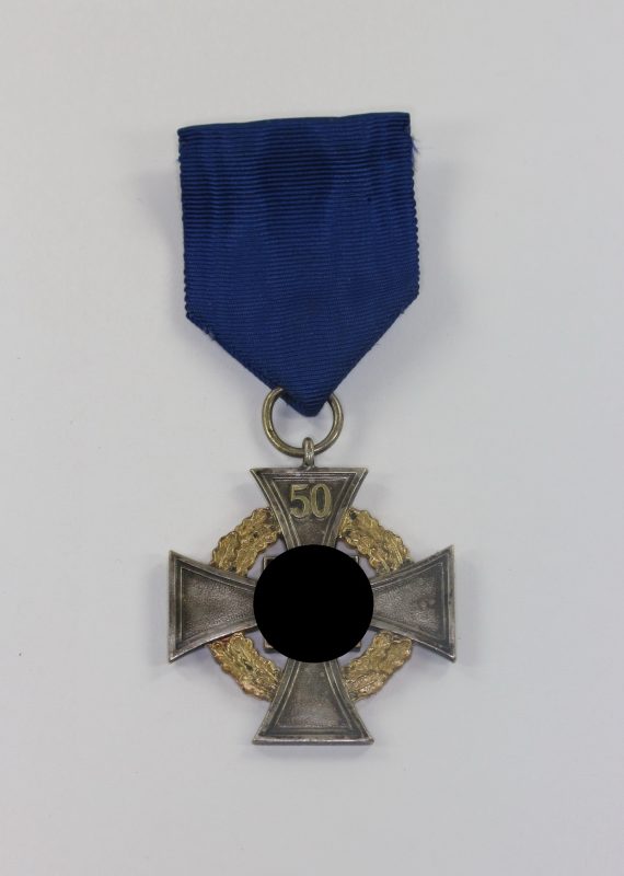 treudienstehrenzeichen_f_r_50_jahre_sonderstufe__f_r_treue_arbeit_1__1