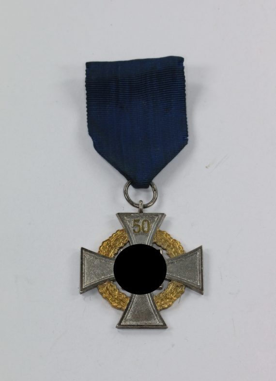 treudienstehrenzeichen_f_r_50_jahre_sonderstufe_hst