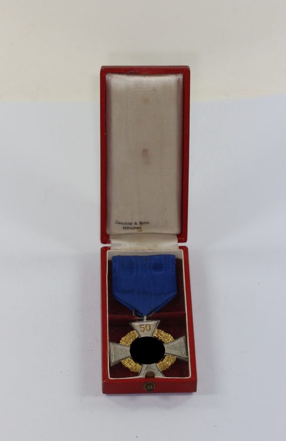 treudienstehrenzeichen_f_r_50_jahre_sonderstufe_im_etui_deschler_sohn__f_r_treue_arbeit_1__1