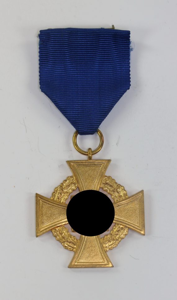 treudienstehrenzeichen_in_gold_40_jahre_1__4
