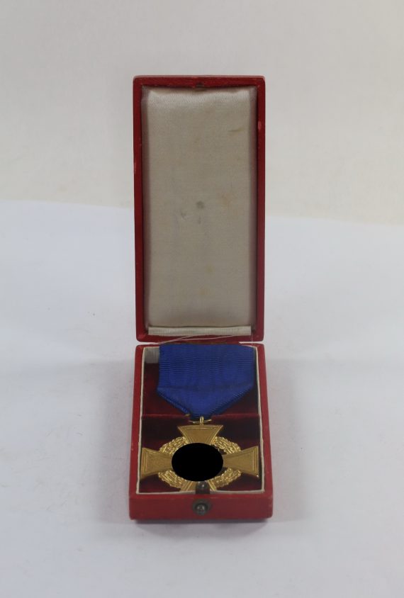 treudienstehrenzeichen_in_gold_40_jahre_im_etui_1__2_9