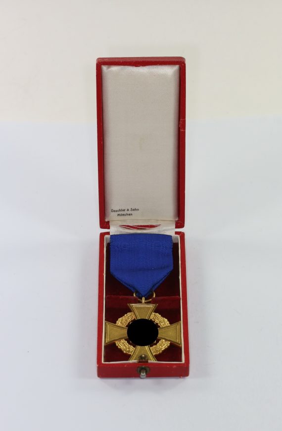 treudienstehrenzeichen_in_gold_40_jahre_im_etui_deschler_sohn_1__1_2