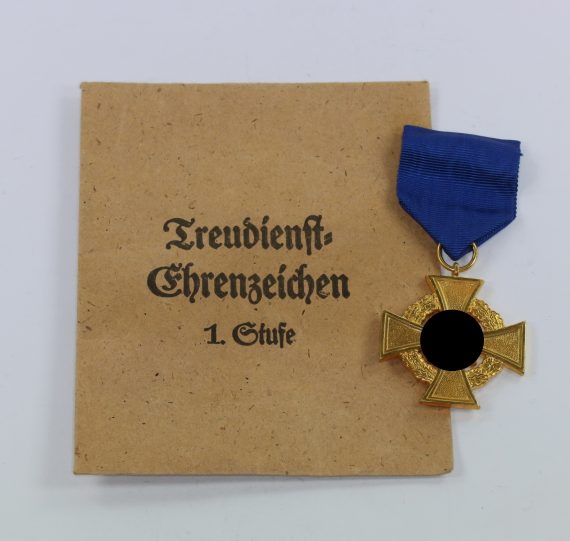treudienstehrenzeichen_in_gold_40_jahre_in_verleihungst_te_deschler_sohn_1__1
