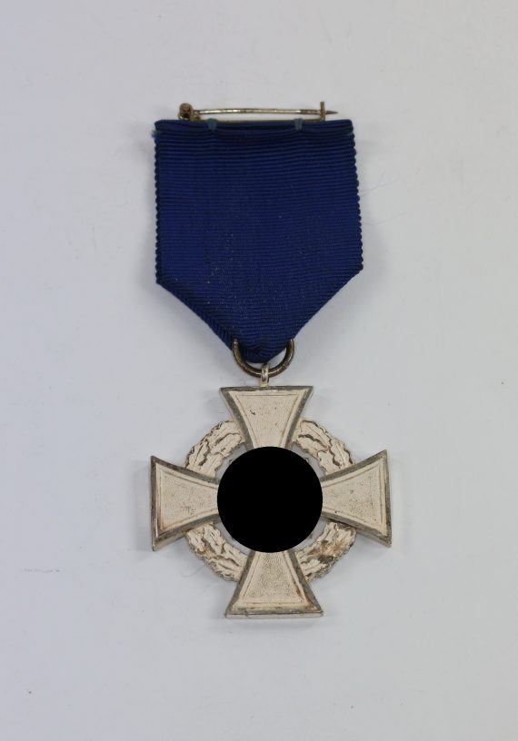 treudienstehrenzeichen_in_silber_25_jahre_1__2