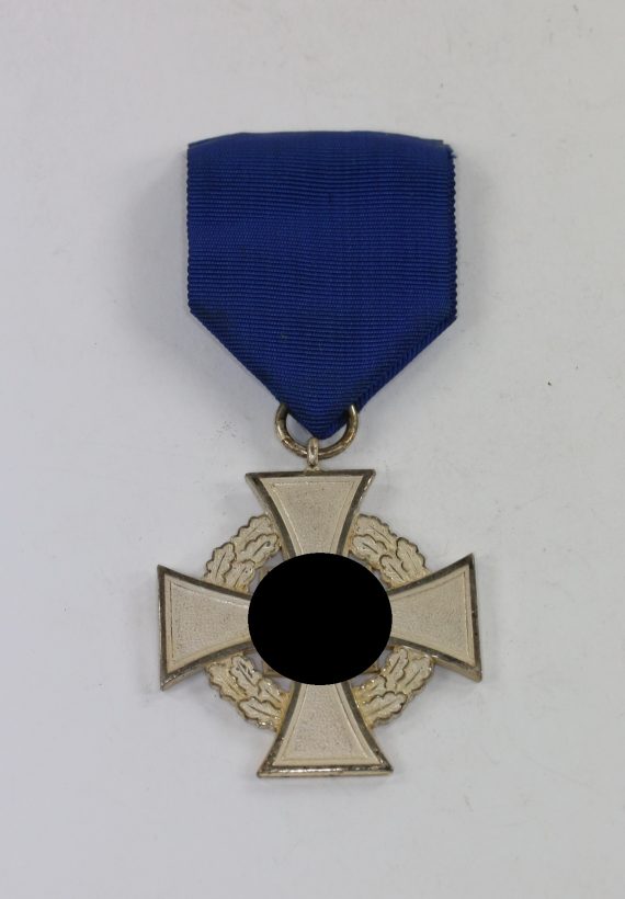 treudienstehrenzeichen_in_silber_25_jahre_1__2_3