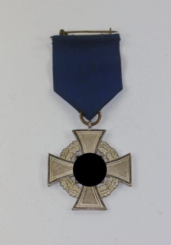 treudienstehrenzeichen_in_silber_25_jahre_1__3_4