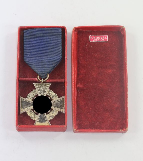 treudienstehrenzeichen_in_silber_25_jahre_im_etui_r