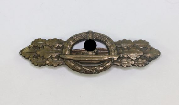 ubootfrontspange_in_bronze_hst