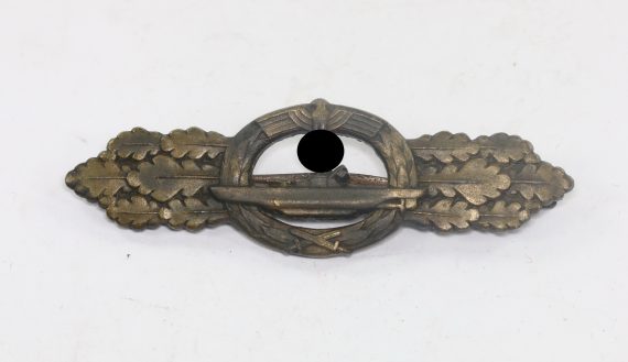 ubootfrontspange_in_bronze_hst