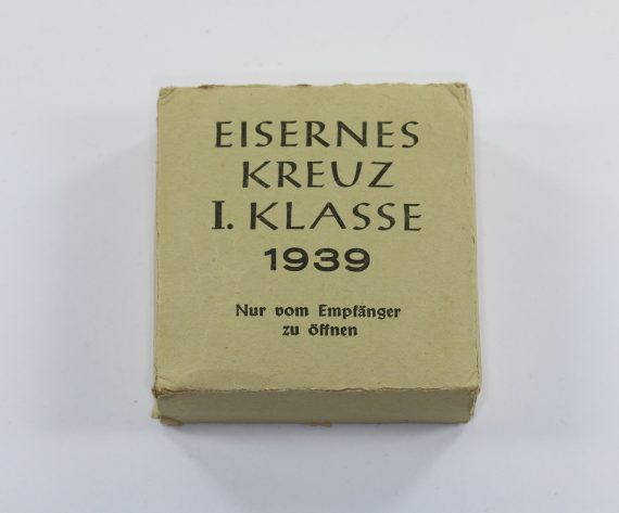 umkarton_eisernes_kreuz_1