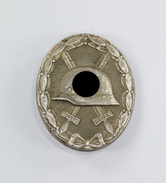 verwundetenabzeichen_1939_silber_hersteller_107_carl_wild_hamburg_1__1