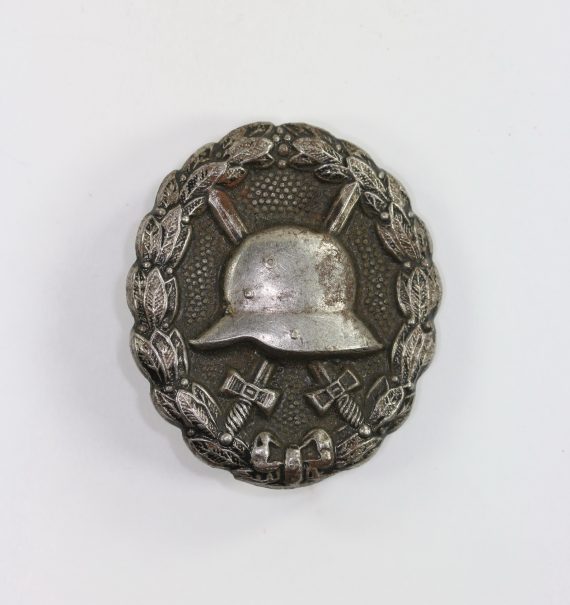 verwundetenabzeichen_in_schwarz_1918_1__1