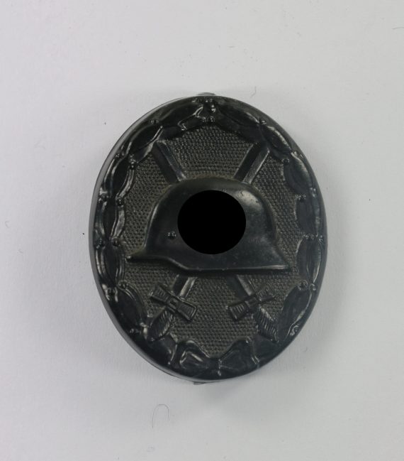 verwundetenabzeichen_in_schwarz_1939_hst