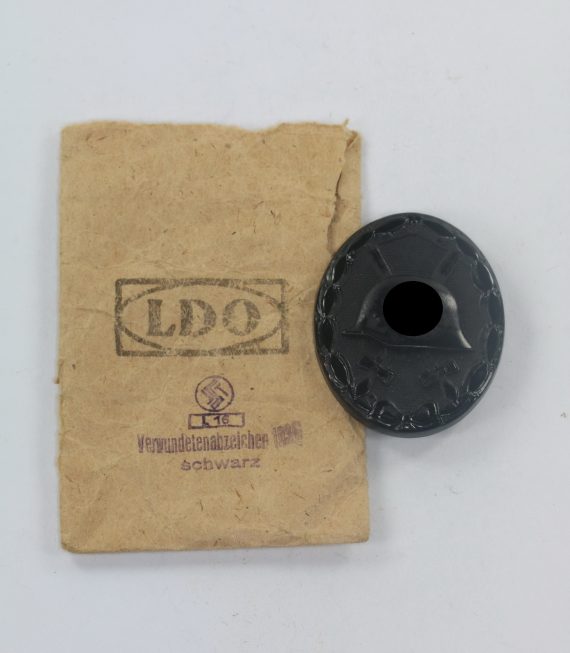 verwundetenabzeichen_in_schwarz_1939_hst