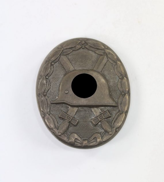 verwundetenabzeichen_in_schwarz_hersteller_l56_eisen_1__1