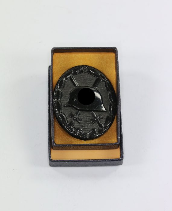 verwundetenabzeichen_in_schwarz_hst