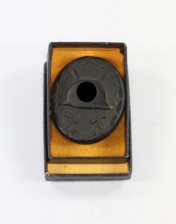 verwundetenabzeichen_in_schwarz_hst