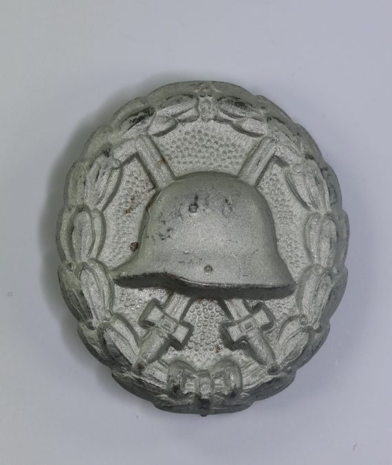 verwundetenabzeichen_in_silber_1918_eisen_1__3