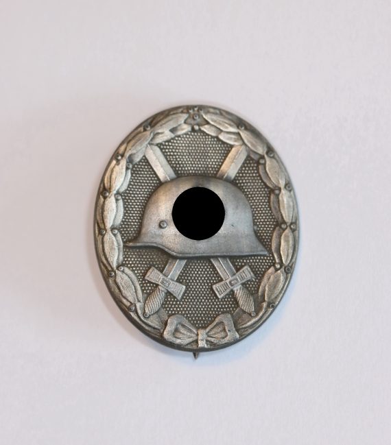 verwundetenabzeichen_in_silber_1939_hersteller_127_zink_1__1