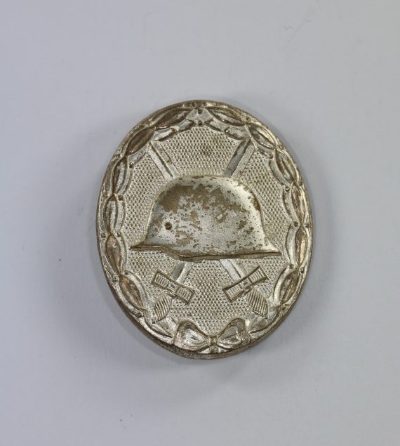 verwundetenabzeichen_in_silber_1957_deumer_1_
