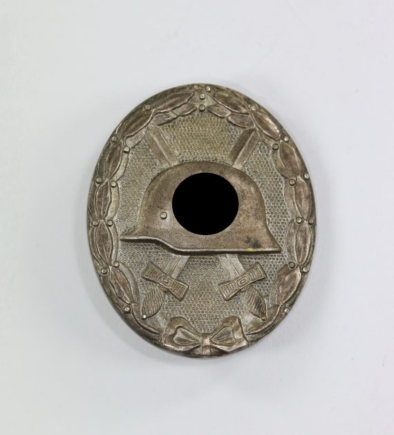 verwundetenabzeichen_in_silber_buntmetall_massuv_1__1