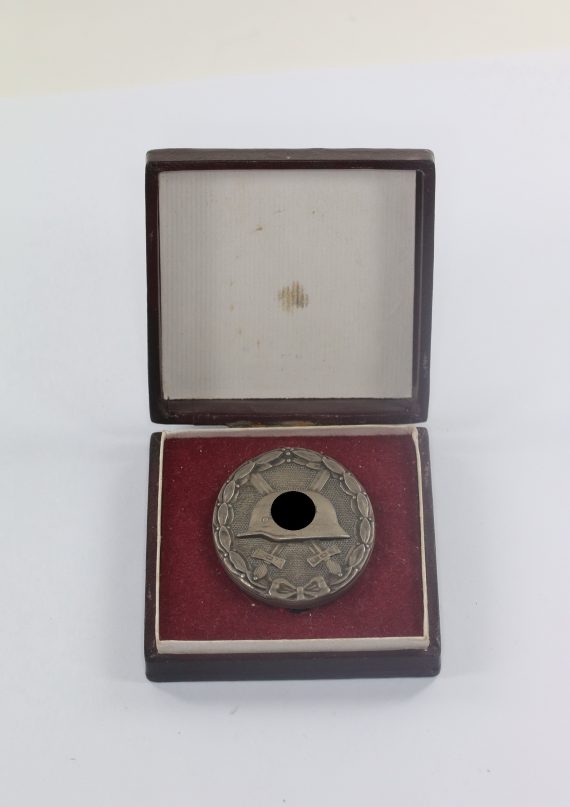 verwundetenabzeichen_in_silber_im_etui_hauptm_nzamt_wien_iii_1__1