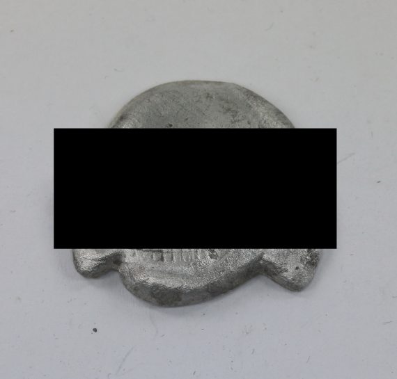 waffenss_totenkopf_f_r_die_schirmm_tze_f_r_lettische_freiwillige_1__1