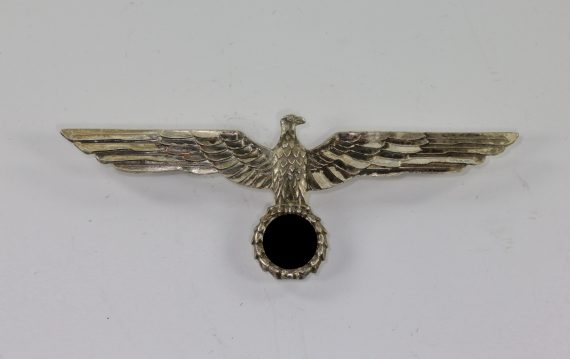 wehrmacht_heer_metall_brustadler_f_r_die_wei_e_sommerjacke_der_offiziere_1__1