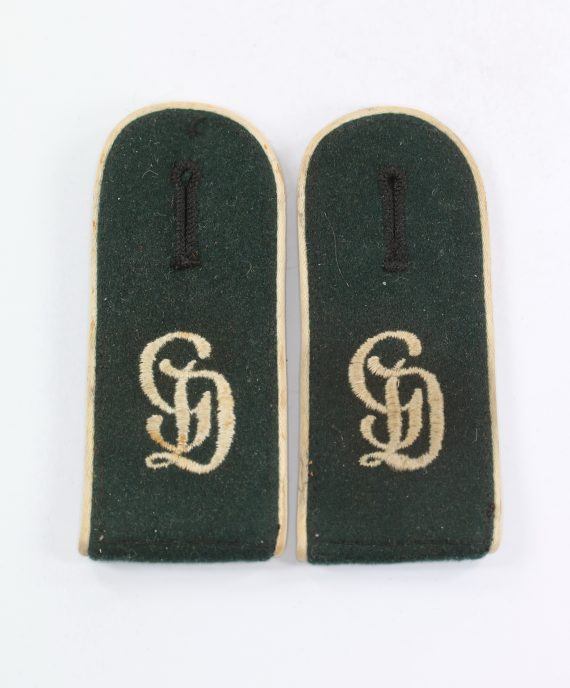 wehrmacht_heer_paar_schulterklappen_f_r_mannschaften_im_infanterie_regiment_gro_deutschland_1_