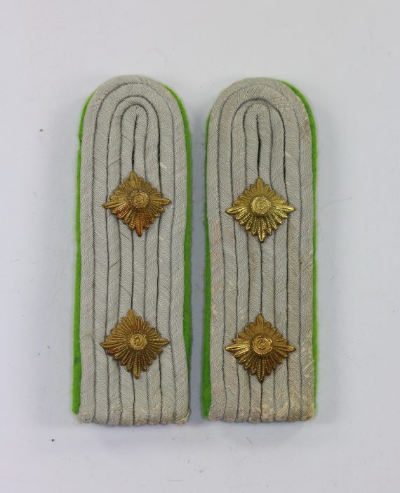 wehrmacht_heer_paar_schulterklappen_hauptmann_panzergrenadier_1_