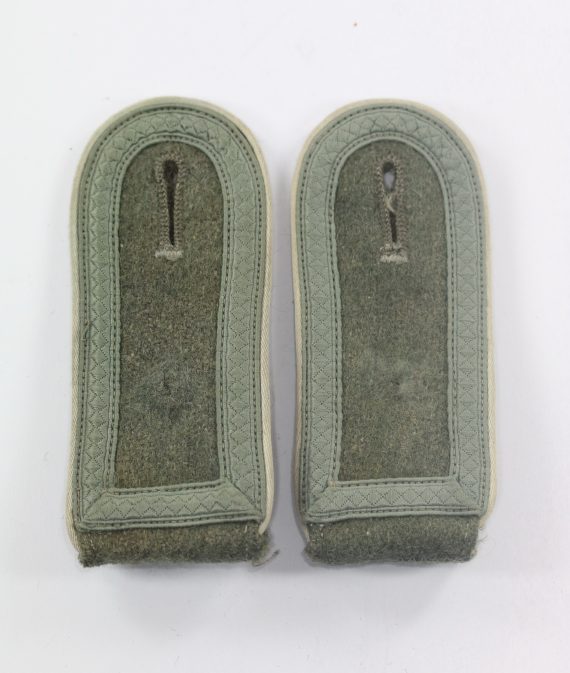 wehrmacht_heer_paar_schulterklappen_unterfeldwebel_der_infanterie_1_
