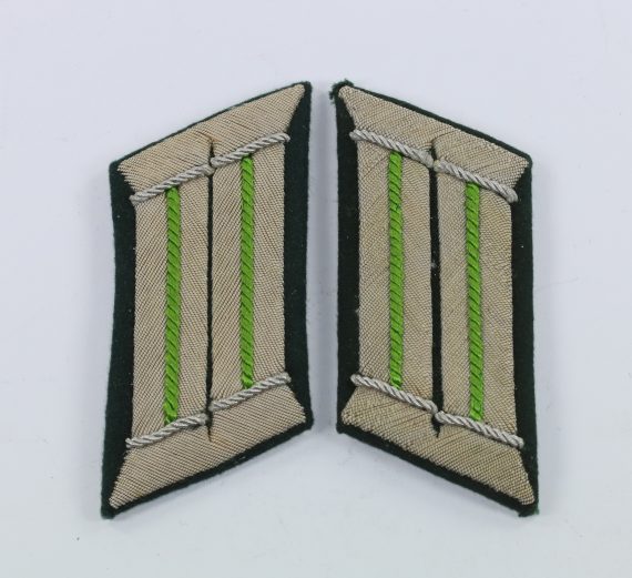 wehrmacht_herr_paar_kragenspiegel_panzergrenadiere_offizier_1__1