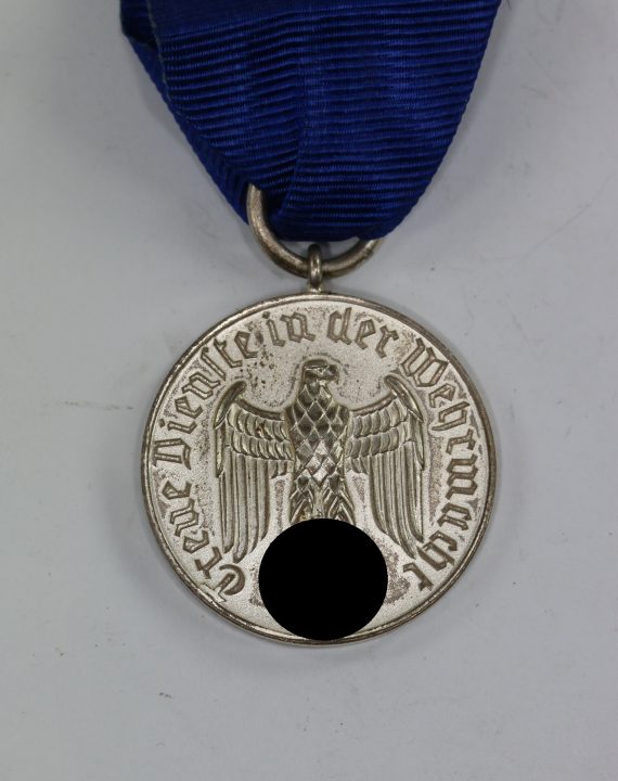 wehrmachtsdienstauszeichnung_f_r_4_jahre_treue_dienste_in_der_wehrmacht_1__1_1