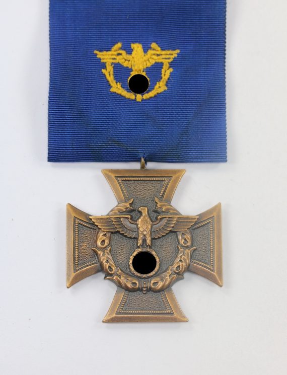 zollgrenzschutzehrenzeichen__f_r_treue_dienste_im_zollgrenzschutz_1__1_1